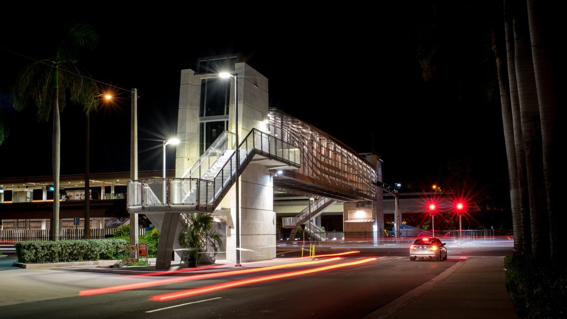 Pedestrian Overpass at University Metrorail Station